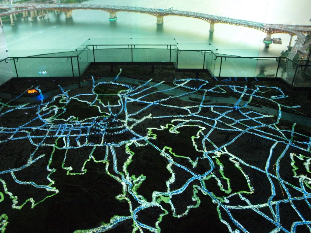 Light Show at Seoul Museum of History River View